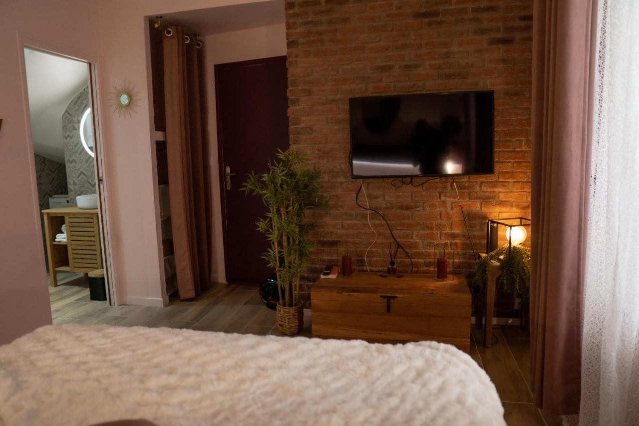 Studio Coeur De Ville Sanary Tres Cosy Parking ภายนอก รูปภาพ